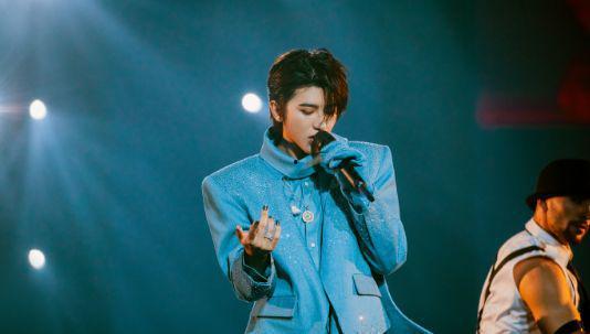 娱乐号爆料蔡徐坤视频,娱乐号爆料引发网友热议  第2张