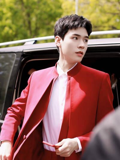 热巴龚俊最新爆料,甜蜜互动引粉丝热议  第2张