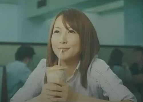 小媳妇爆料大嫂视频播放,揭秘网络传播背后的秘密 第3张 小媳妇爆料大嫂视频播放,揭秘网络传播背后的秘密 第3张